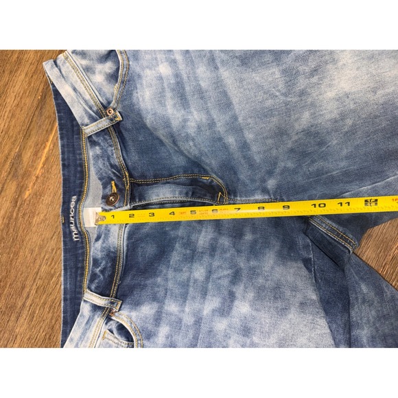Maurices Womens Jeans Size 16 Medium Wash Distressed Cropped Capri - Picture 6 of 6
